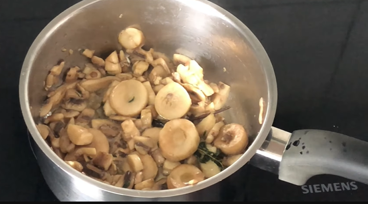 Mushroom broth